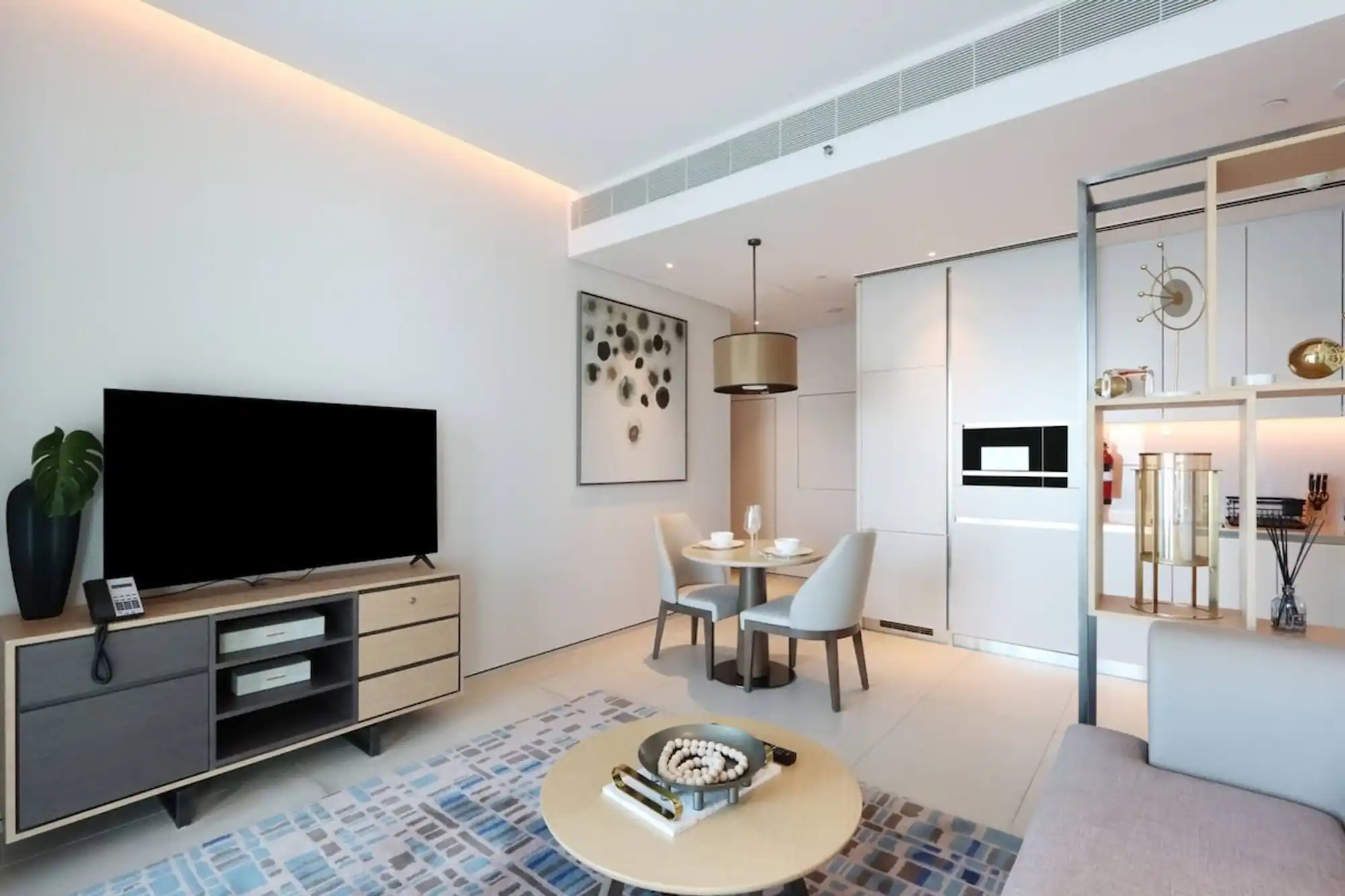 Stunning 1BR with Marina View And Beach Access, Dubai