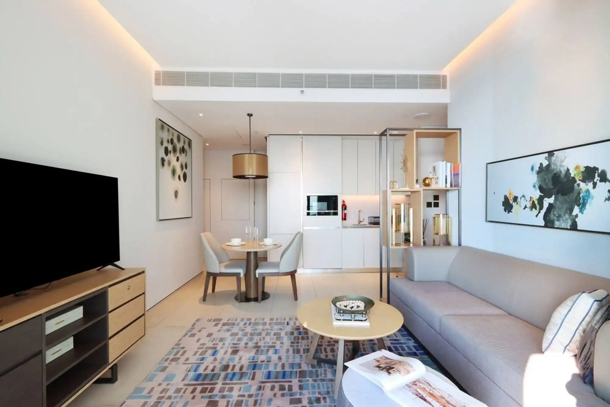 Stunning 1BR with Marina View And Beach Access, Dubai