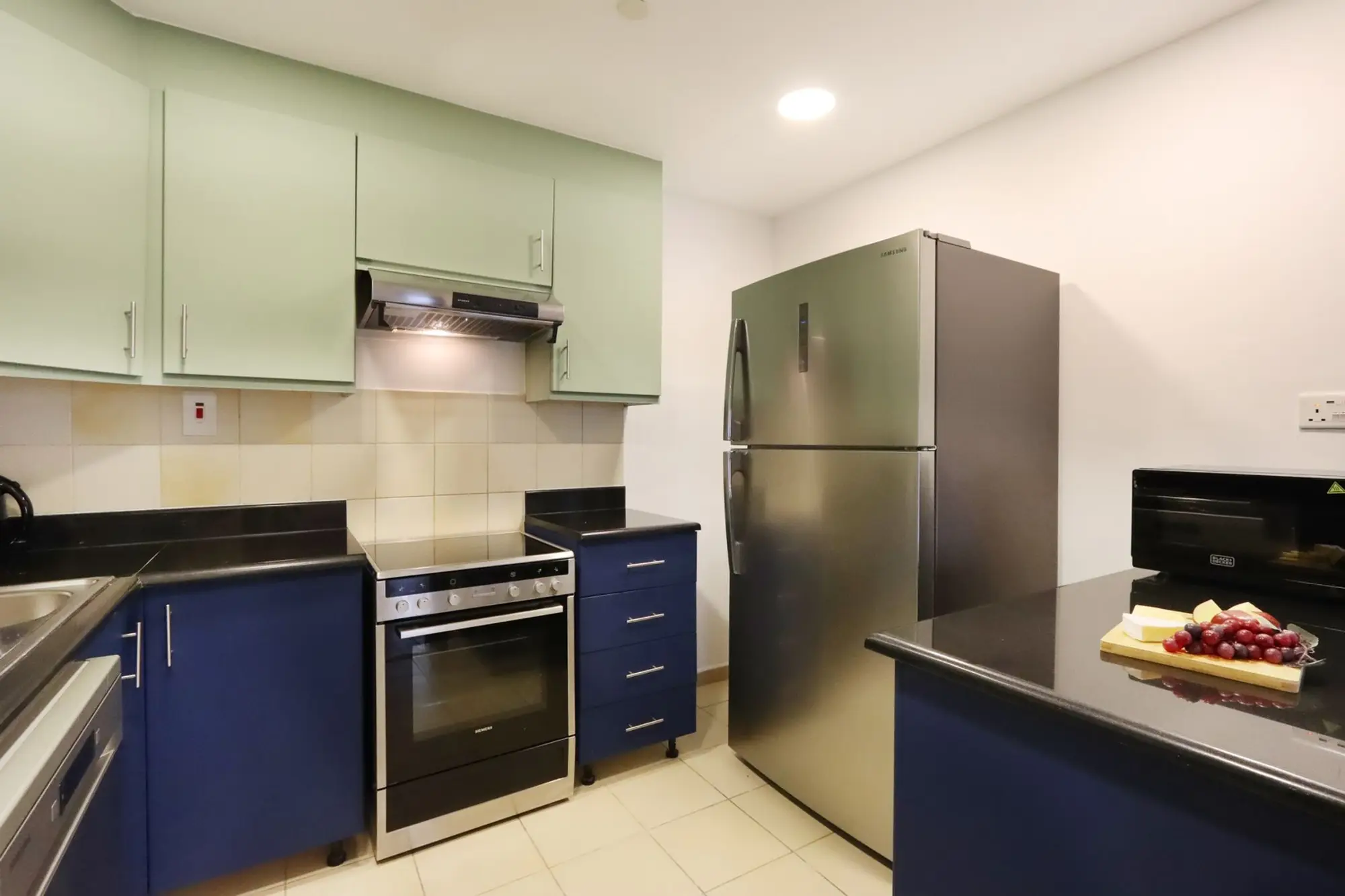 Stunning 1BR with Palm and Sea Views, Dubai