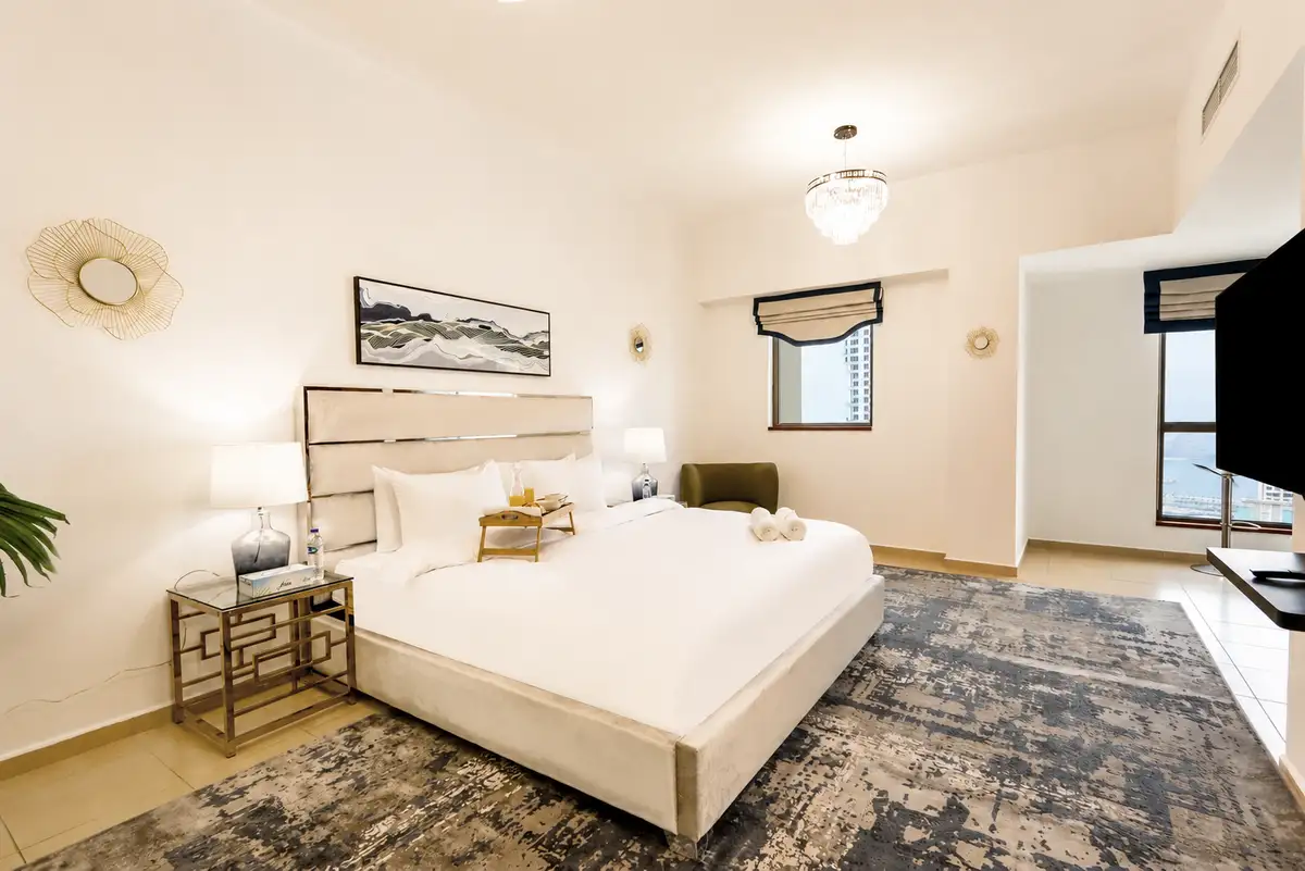 Stunning 1BR with Palm and Sea Views, Dubai