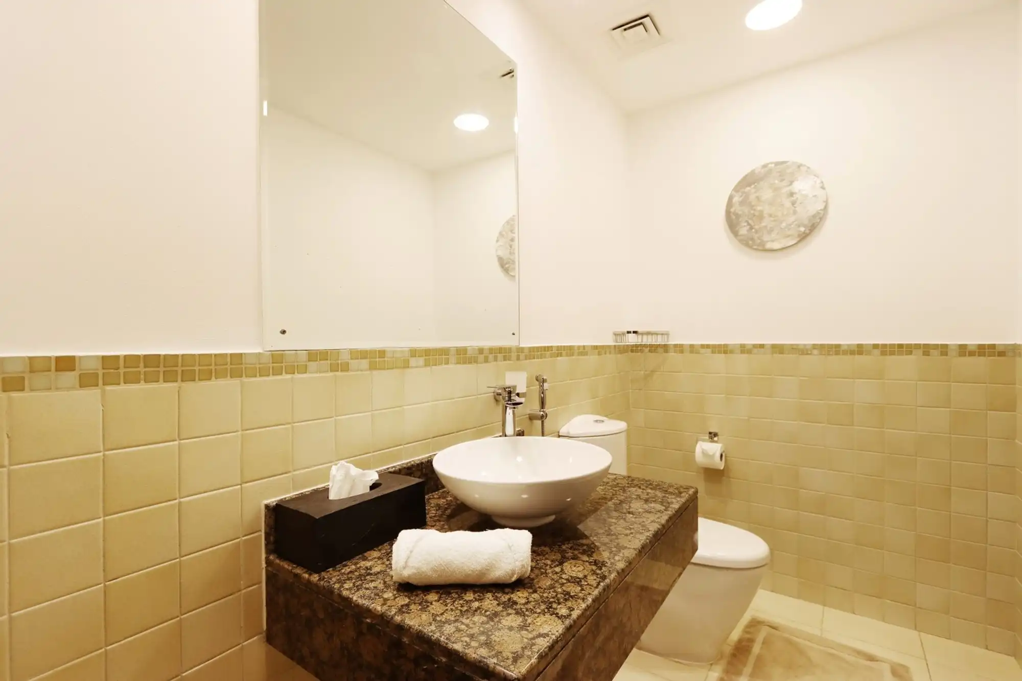 Stunning 1BR with Palm and Sea Views, Dubai