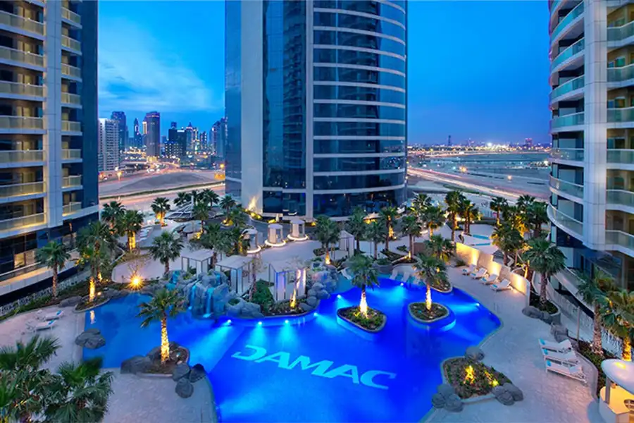 Stylish 2BR Paramount Apt, Dubai
