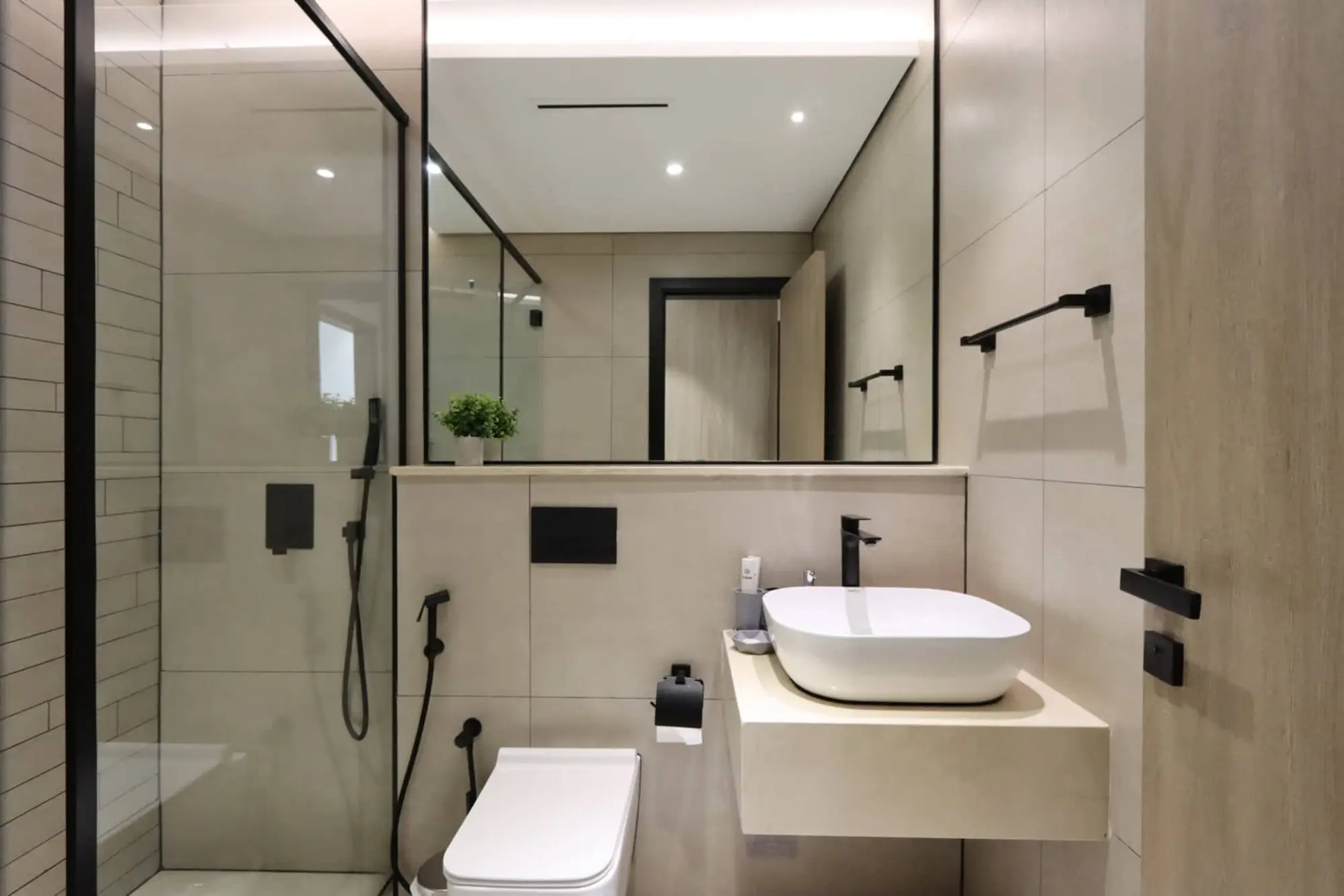Stylish and Spacious 1B with Private Balcony, Dubai
