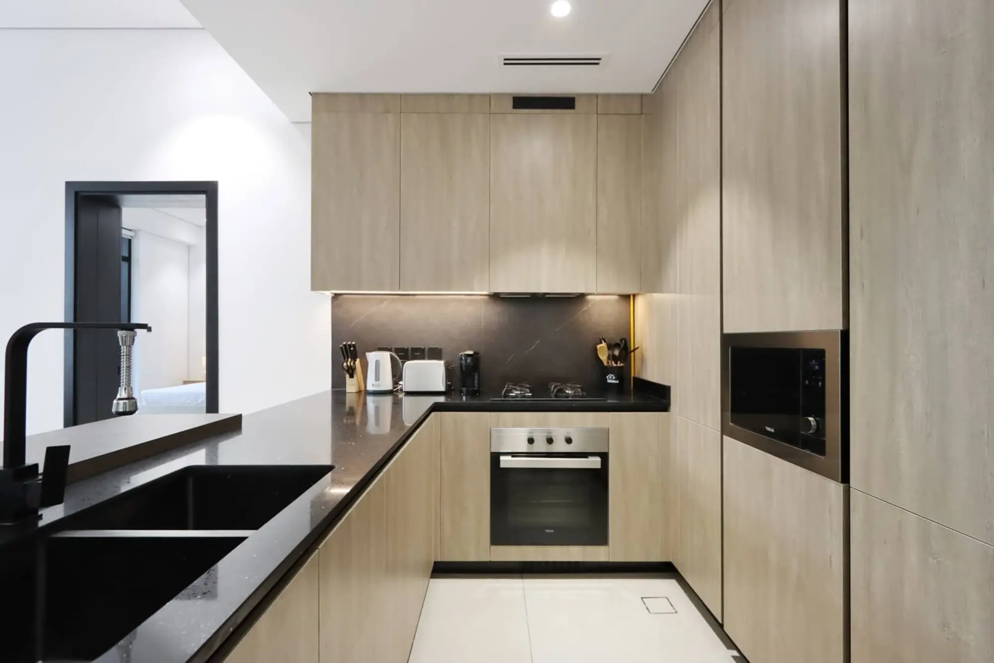 Stylish and Spacious 1B with Private Balcony, Dubai