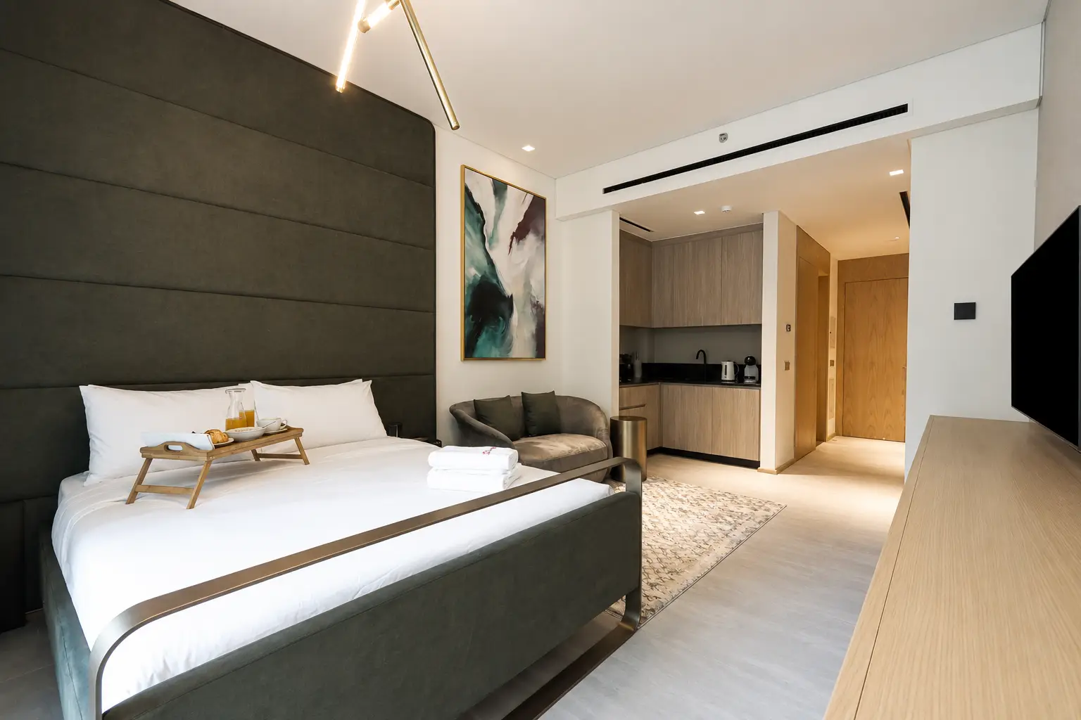 Stylish Studio in JVC, Near Parks & Shops, Dubai