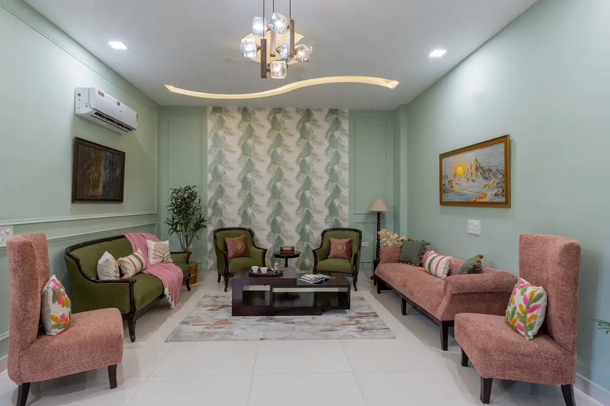 Sunrise Manor W/ Pool, Jacuzzi & Kids’ Retreat, New Delhi