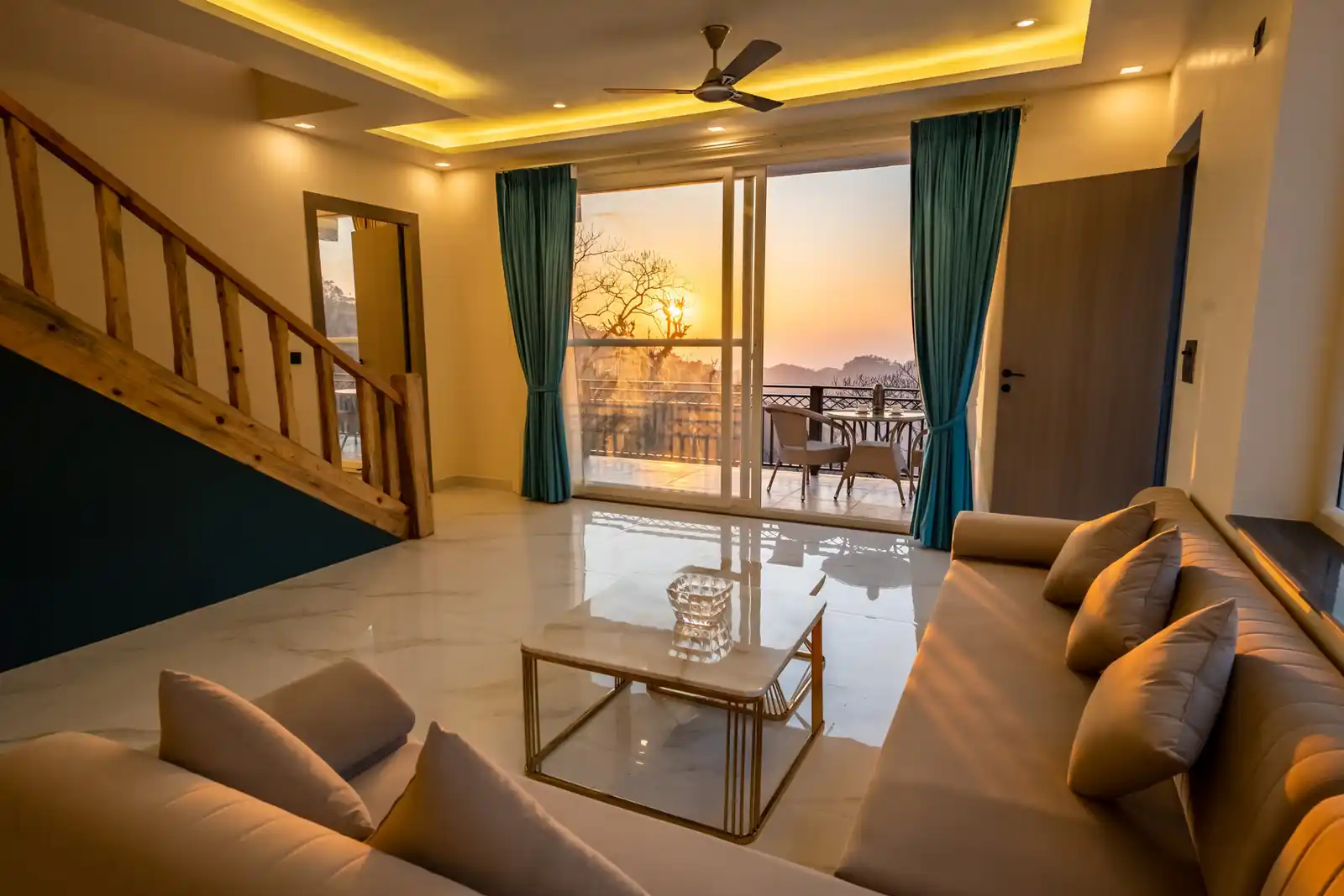 Sunset Springs W/ Swimming pool, Nainital