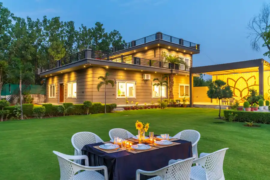 Sunshine @  Cloudberry Estate, New Delhi