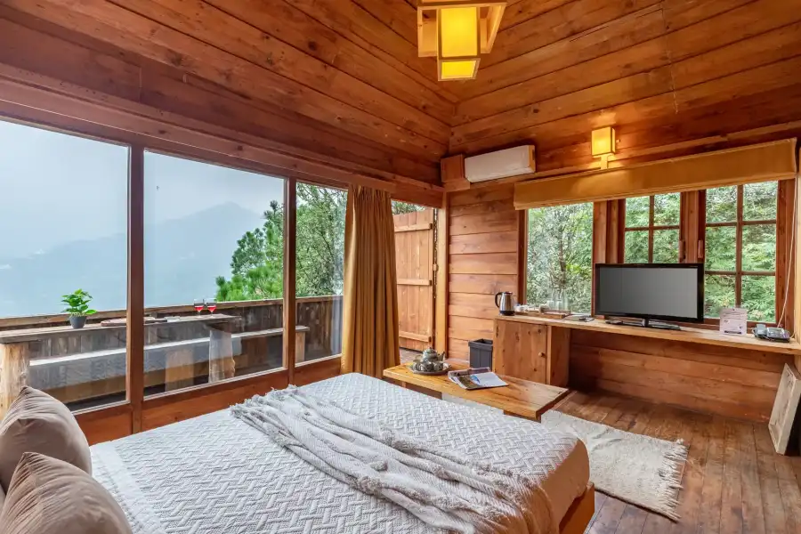 Suro Woodbine Chalet, Kasauli
