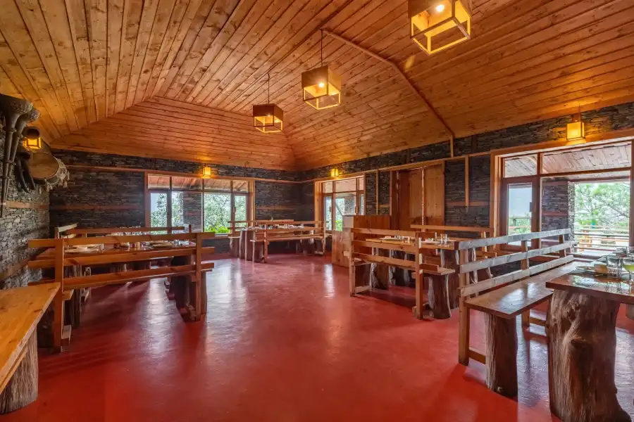 Suro Woodcrest Chalet, Kasauli
