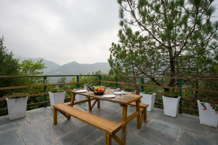 Suro Woodcrest Chalet, Kasauli