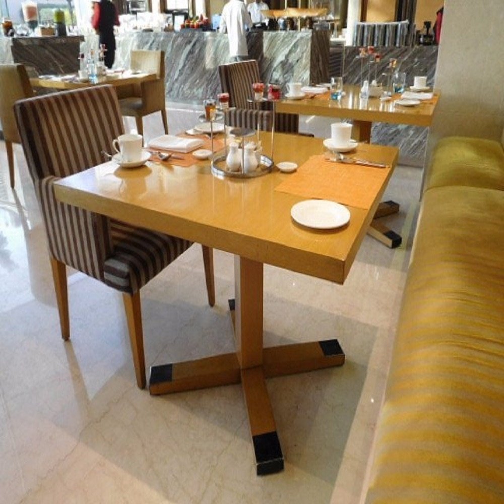 Restaurant/Dining