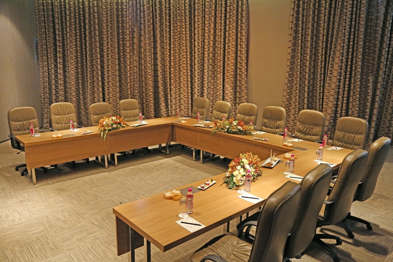 Conference Room & Business Center