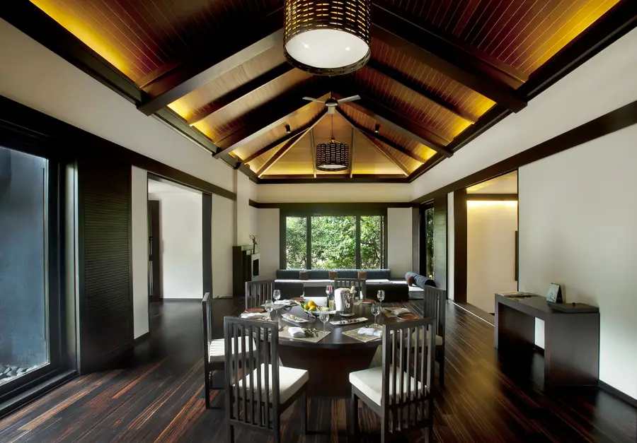Taj Madikeri Resort & Spa, Coorg Restaurant/Dining