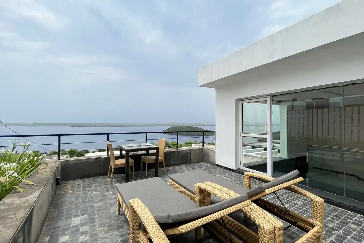 Tarika's Seascapes - Dabolim, South Goa