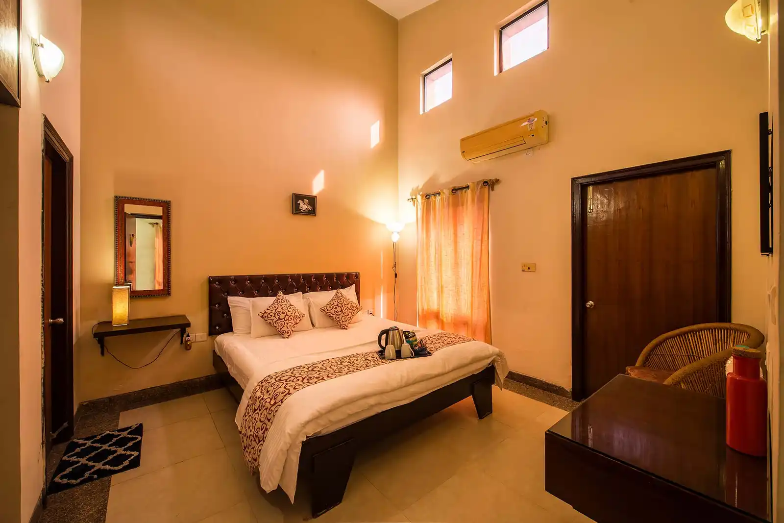 Taruchaya - Raichak, Kolkata