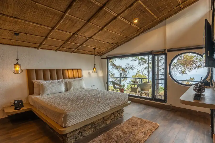 tatvam, Lansdowne