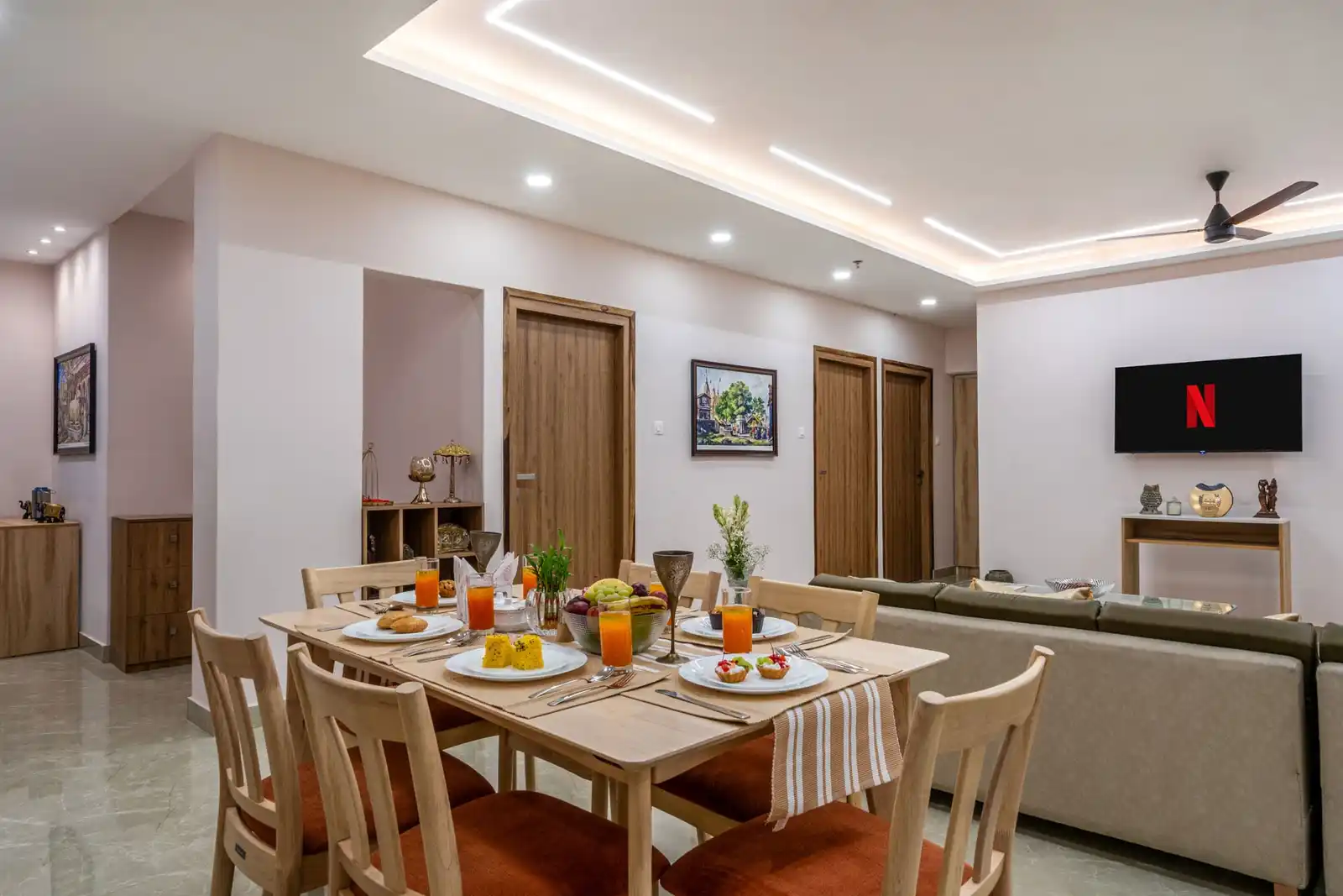Terra Hue, Varanasi