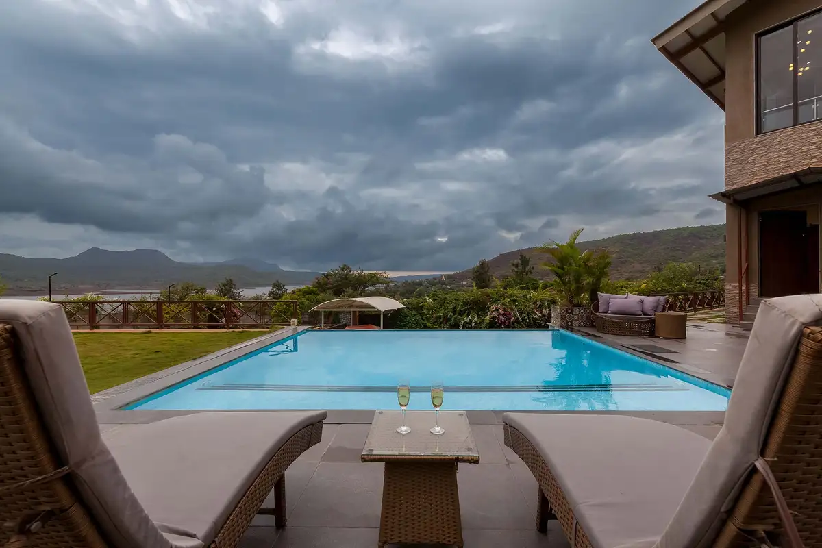 Terra Nova - Pawna - All Meals Included, Lonavala