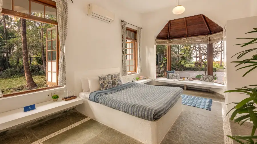 Thalassea, Alibaug