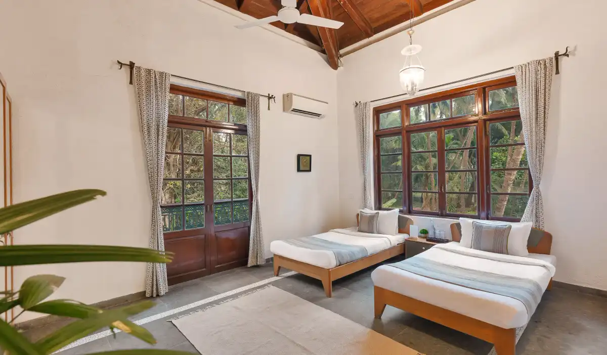 Thalassea, Alibaug