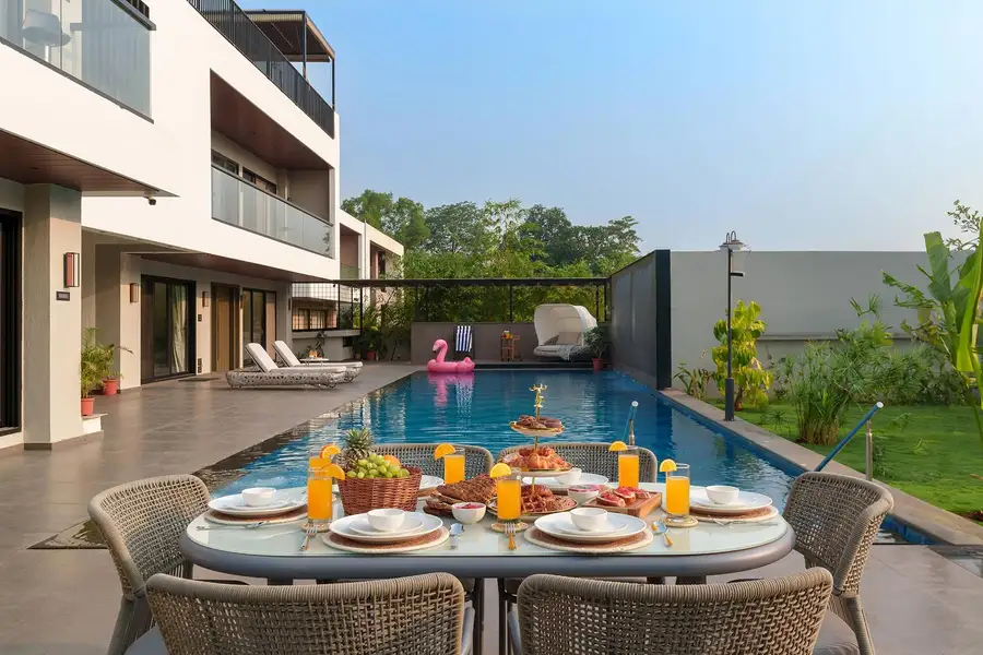 The Amaryllis (Chef Inclusive), Karjat