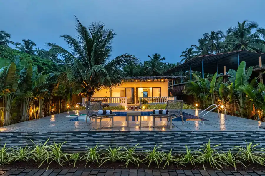 The Arks Villa w/ Private Infinity Pool - Siolim, North Goa
