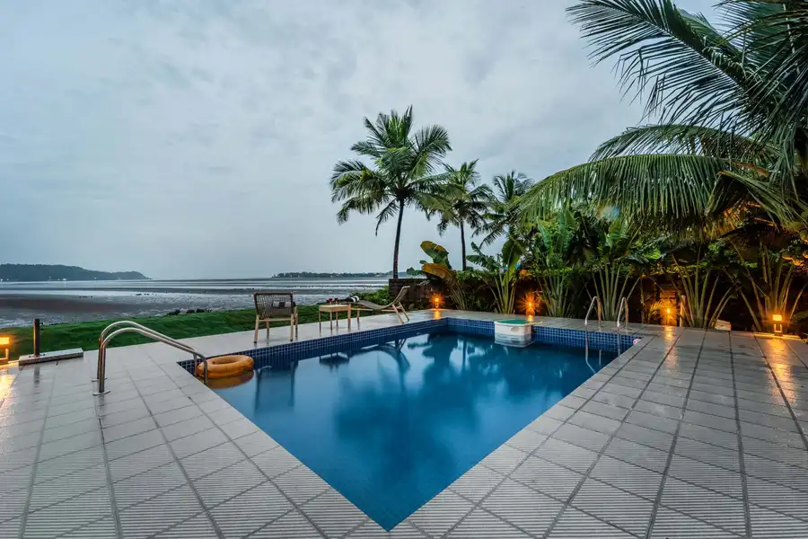 The Arks Villa w/ Private Infinity Pool - Siolim, North Goa