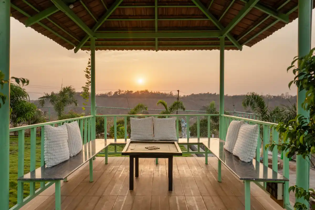 The Barvi Belvedere, Karjat