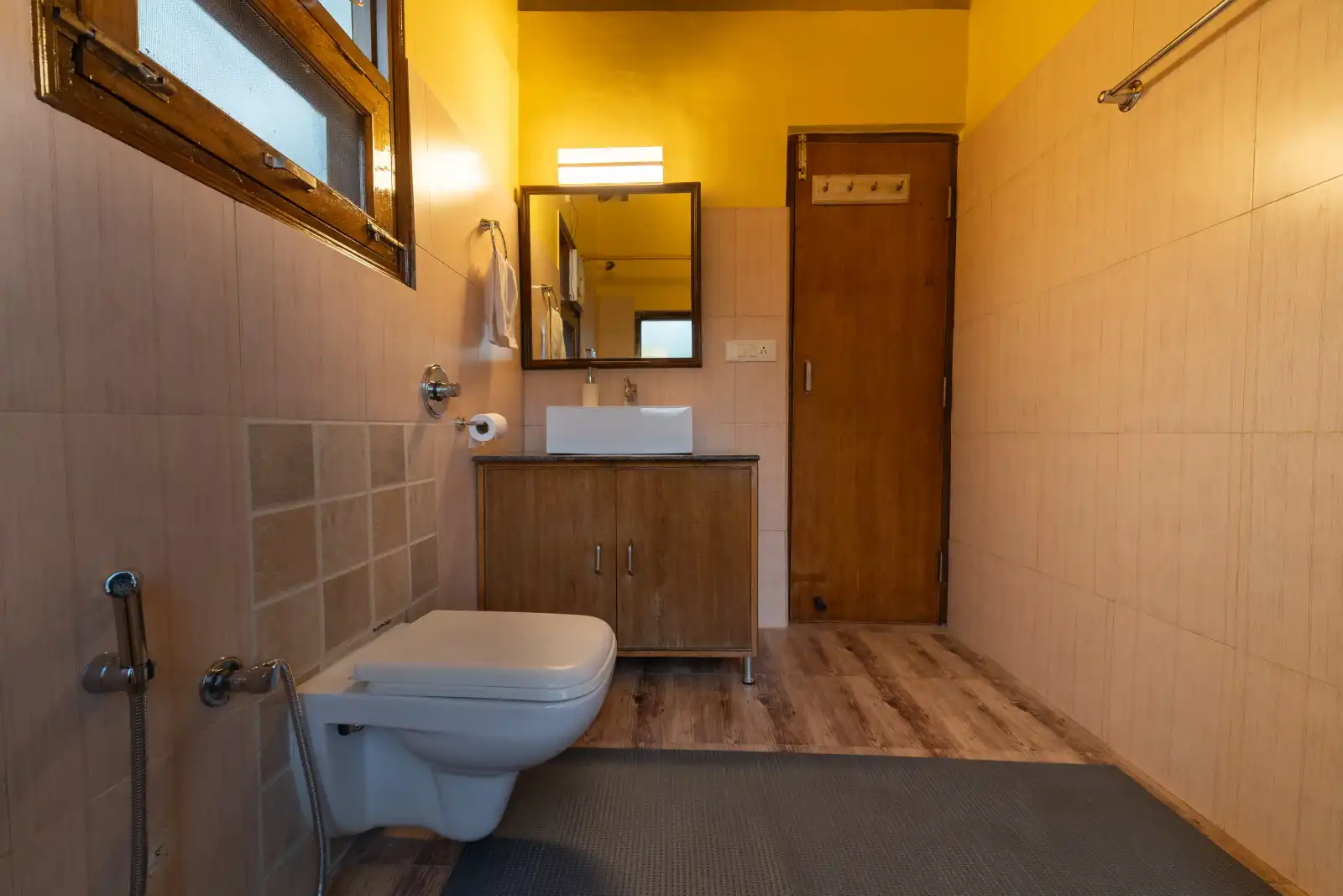 The Clairmont Cottage, Mukteshwar
