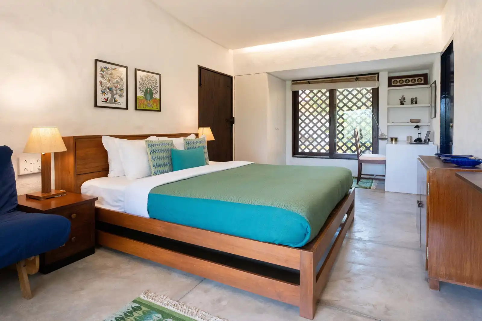 The Courtyard, Alibaug