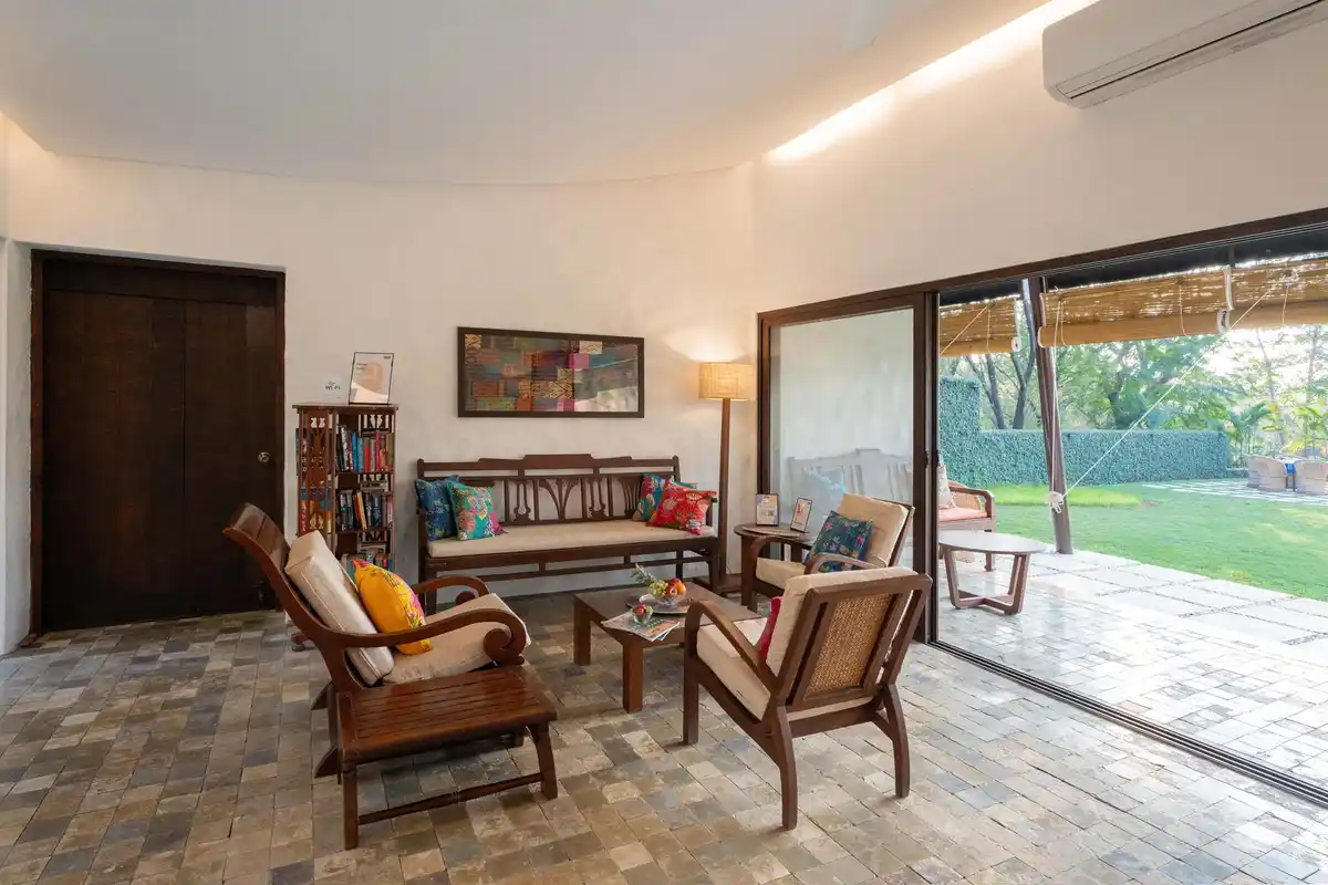 The Courtyard, Alibaug