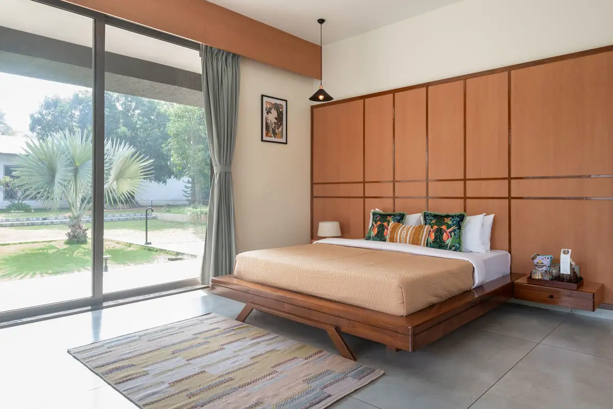 The Den, Karjat
