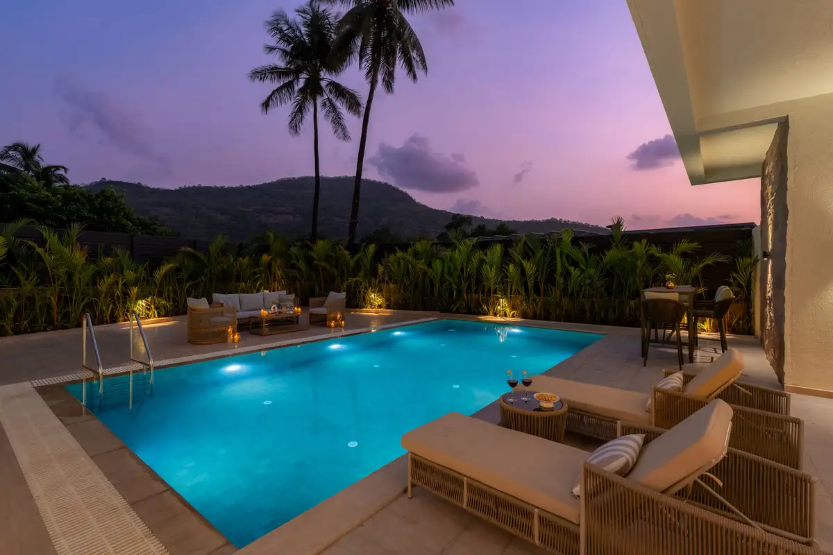 The Earth, Karjat