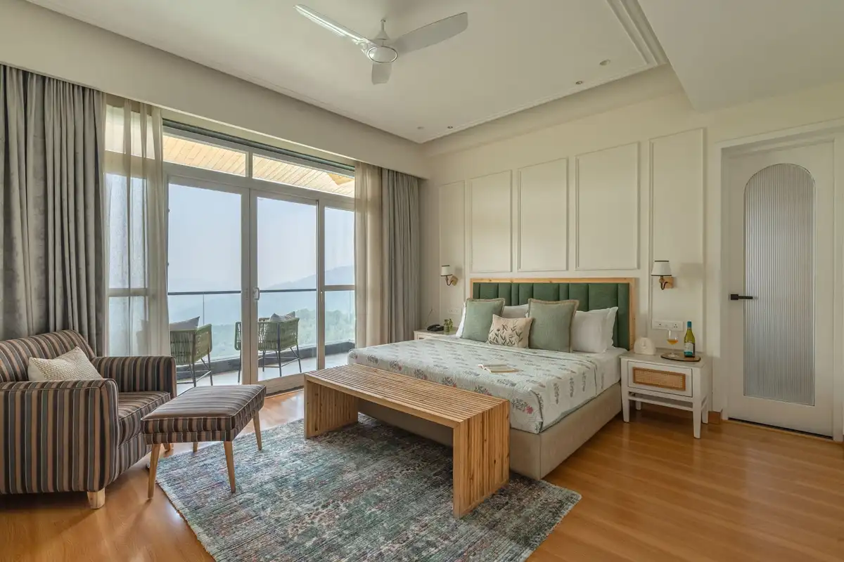 The Ever House W/ Outdoor Heated Pool, Kasauli