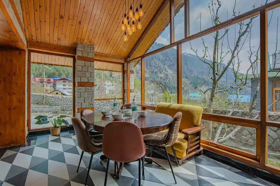 The Frost, Manali