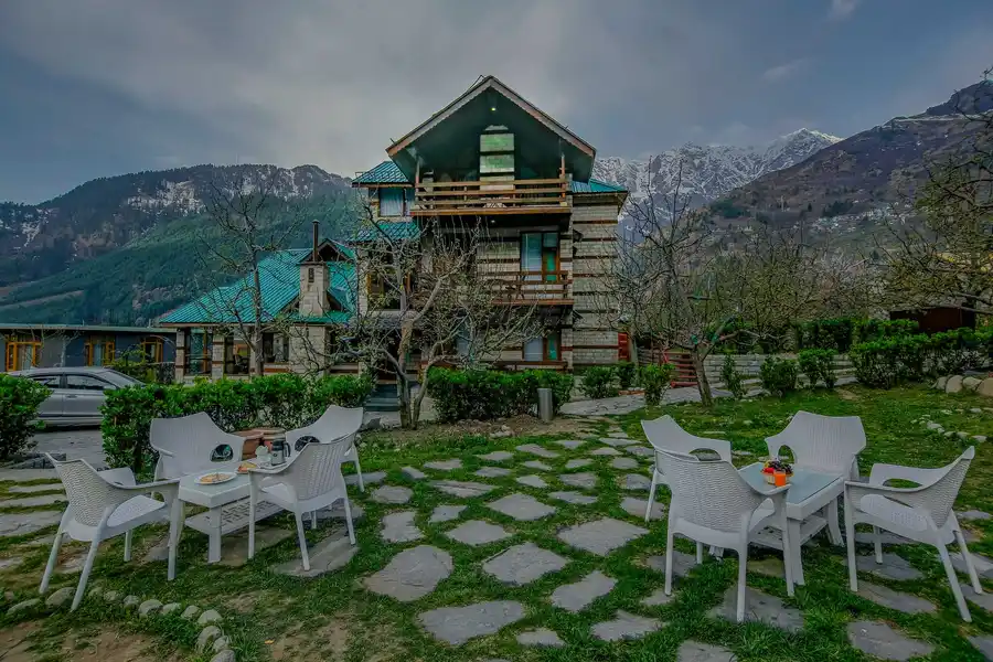 The Frost, Manali