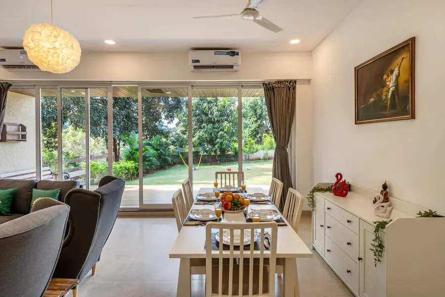The Green Orchid, Karjat