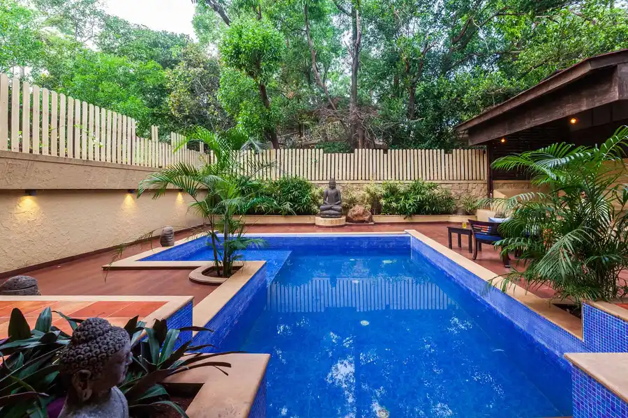 The Happy Hive, Lonavala