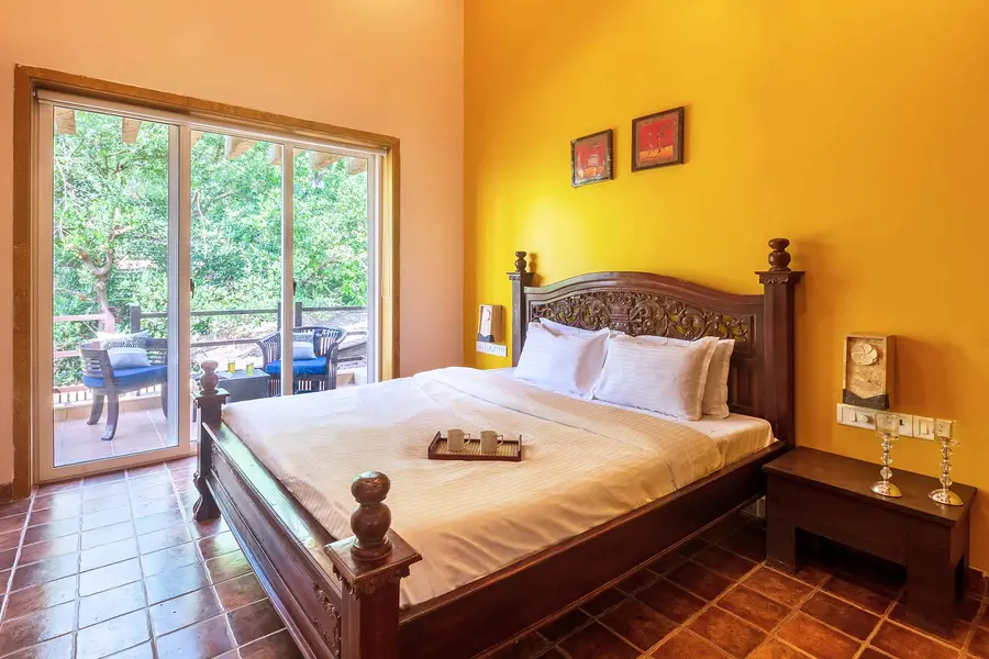 The Happy Hive, Lonavala