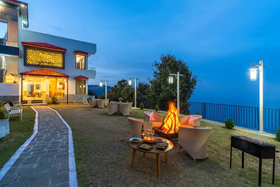 The Hush Escape W/ Bonfire, BBQ in Arki, Kasauli