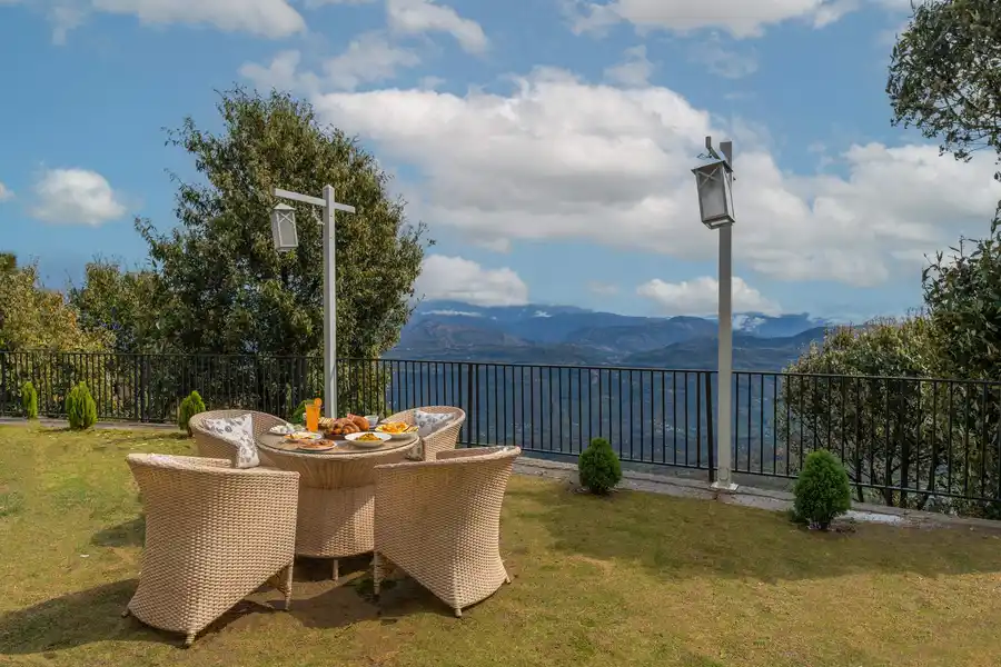 The Hush Escape W/ Bonfire, BBQ in Arki, Kasauli