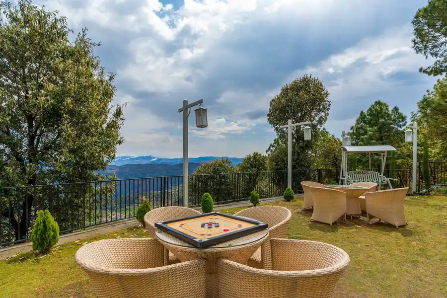 The Hush Escape W/ Bonfire, BBQ in Arki, Kasauli