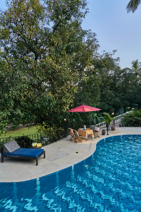 The Ivory Chest, Karjat