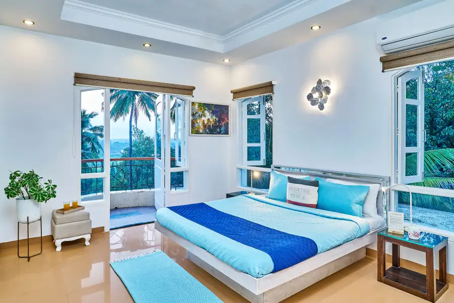 The Ivory Chest, Karjat