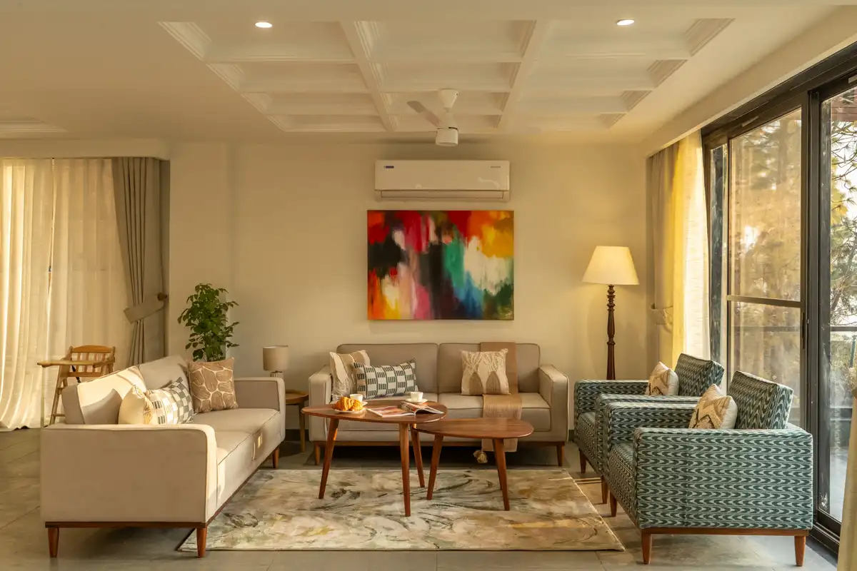 The Kasa w/ Heated Infinity Pool & Home Theatre, Kasauli