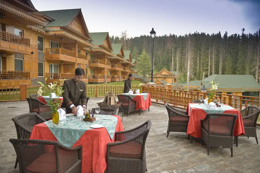 The Khyber Himalayan Resort & Spa Restaurant/Dining