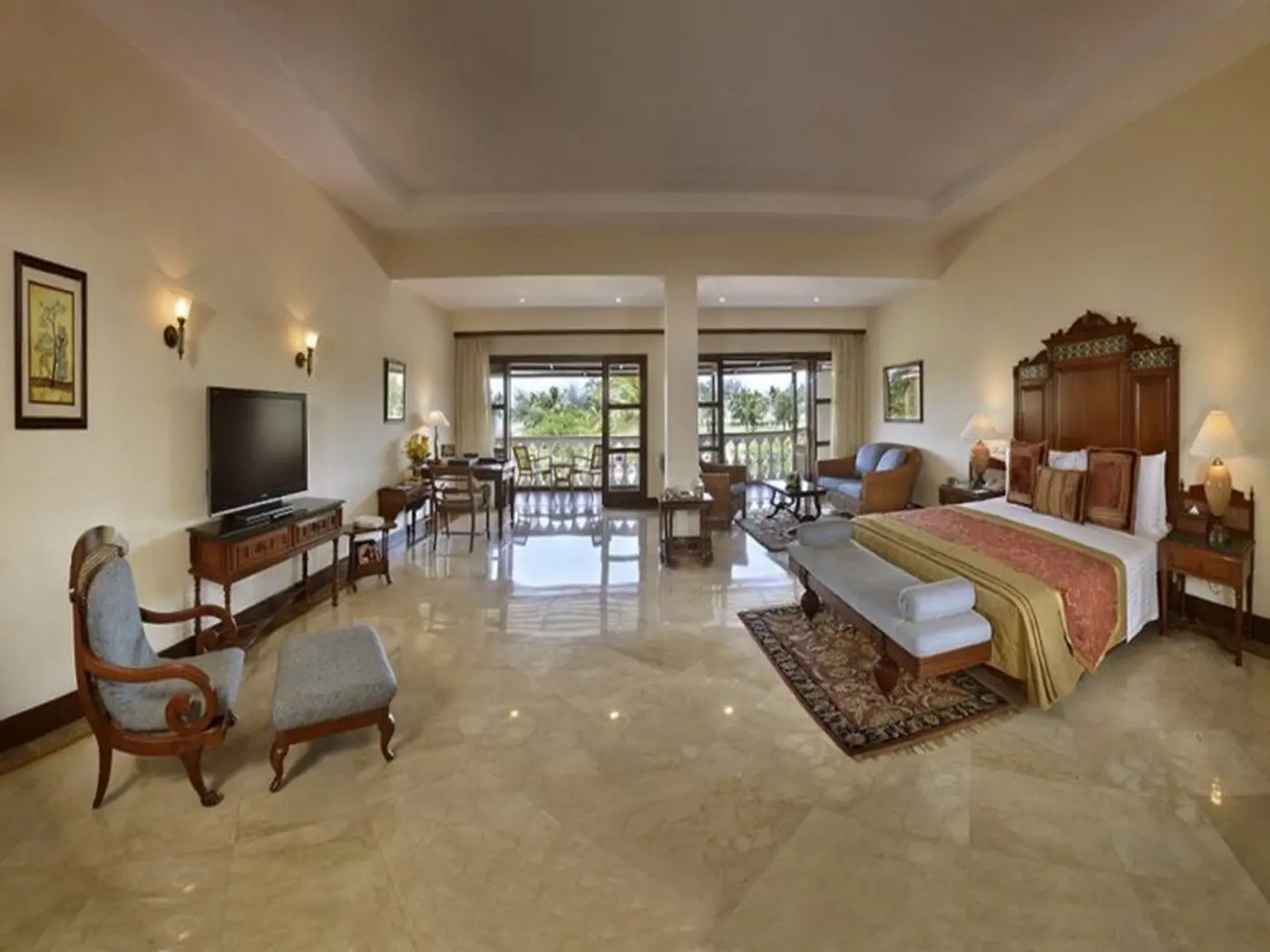 The Lalit Golf & Spa Resort Room