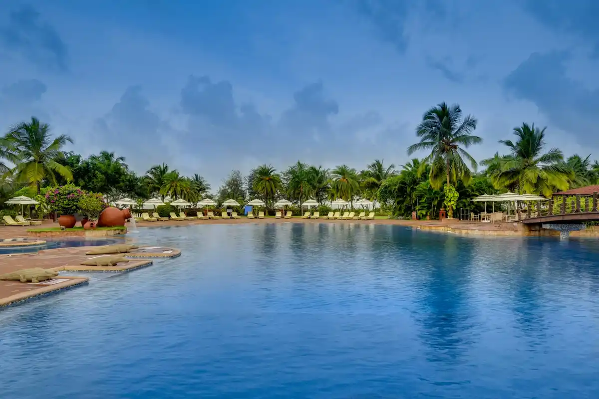 The Lalit Golf & Spa Resort Swimming Pool