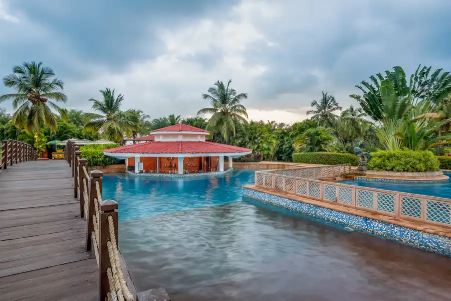 The Lalit Golf & Spa Resort Swimming Pool